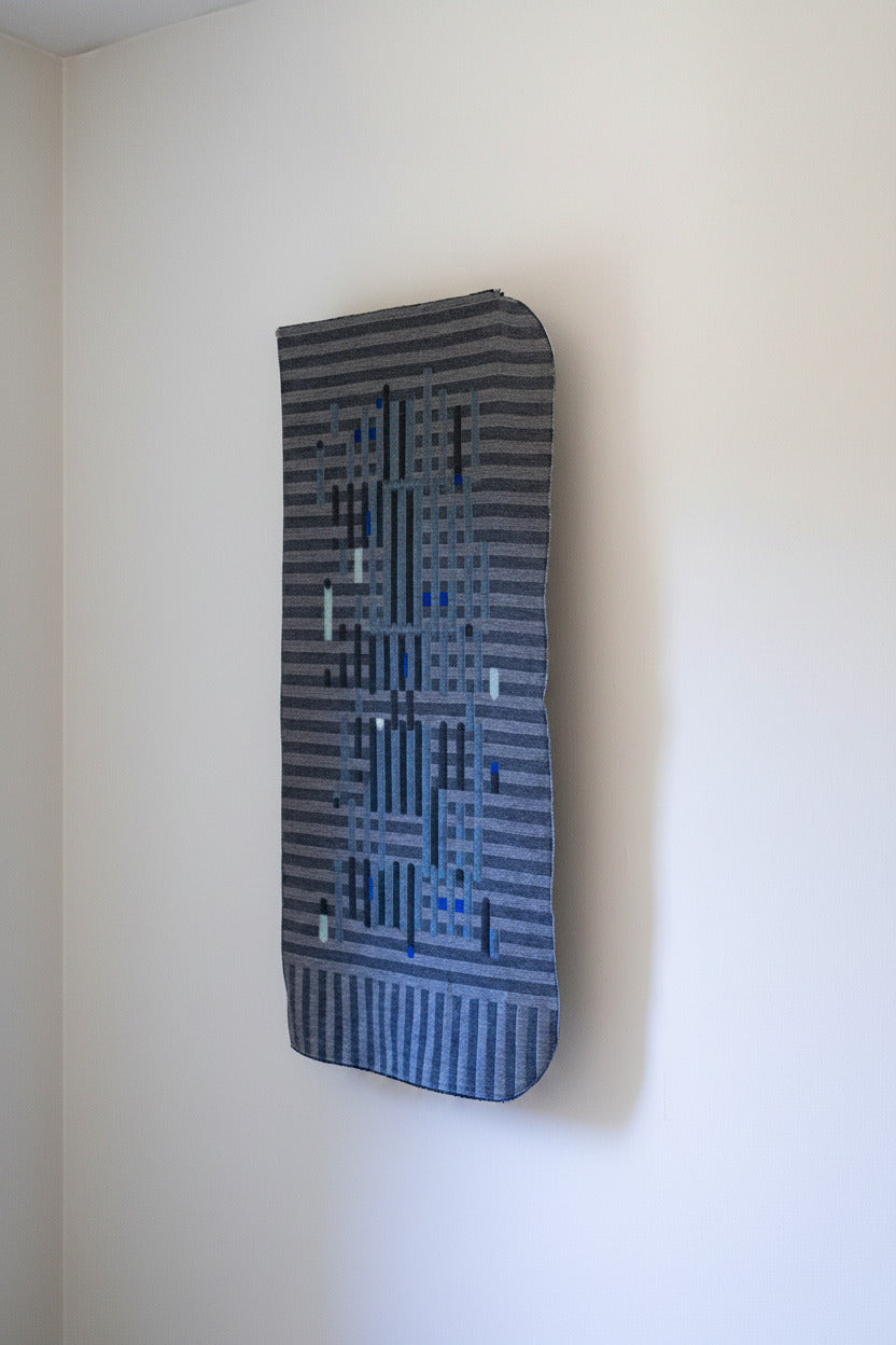 Colō tapestry lines