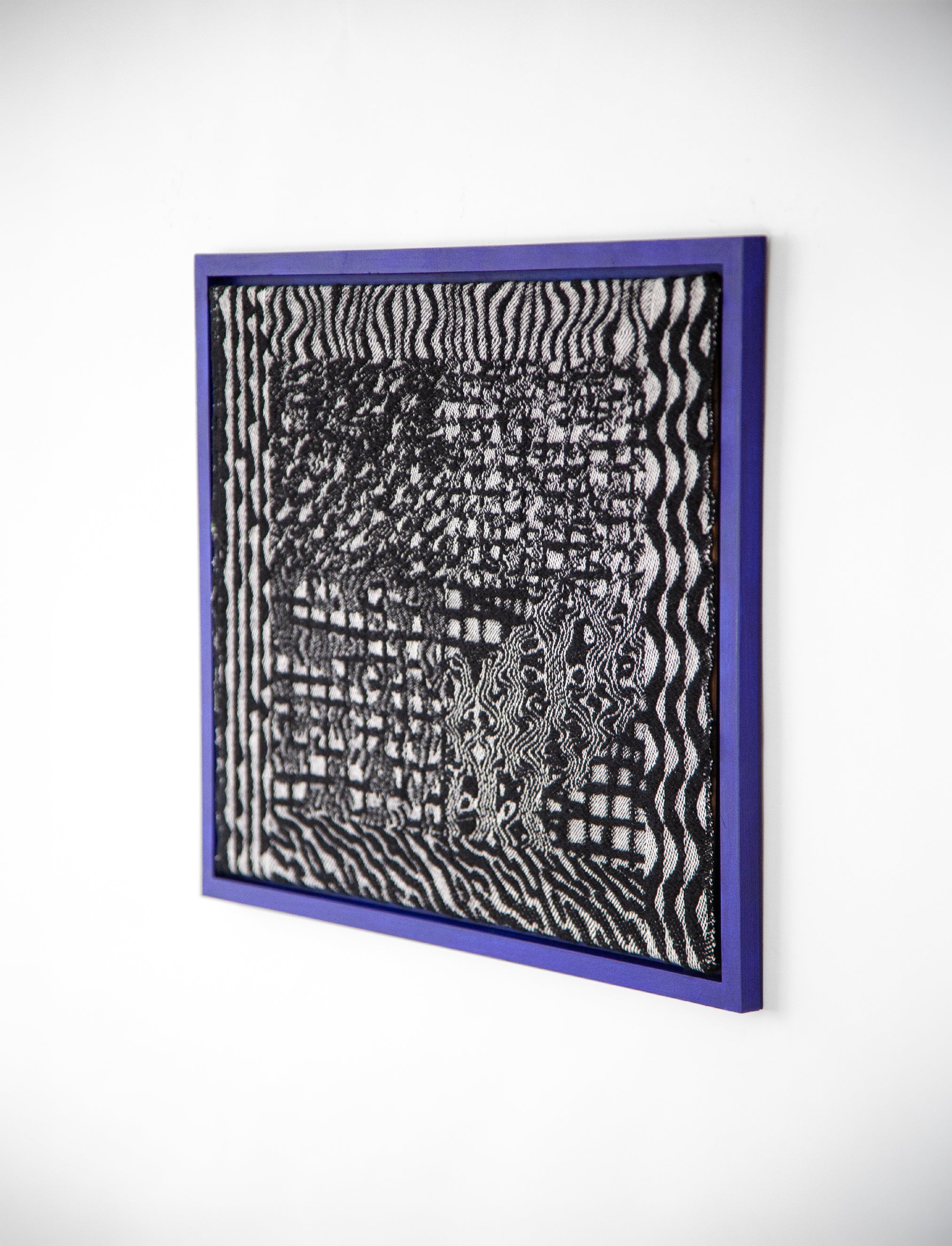 handwoven wall piece black & white